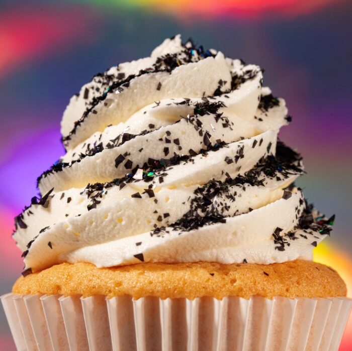 Magic Sparkles, Copos de Glitter Iridiscente Comestible – Ónix Negro (3g) - Imagen 5